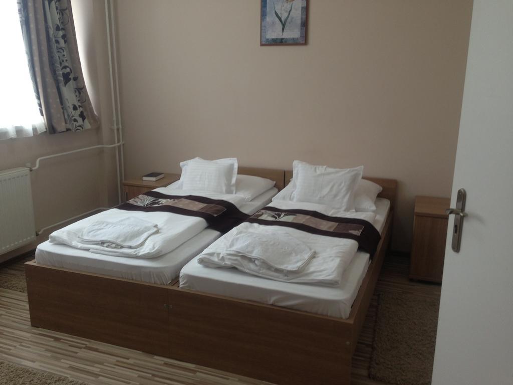 Vasvirag Hotel Celldömölk Kamer foto