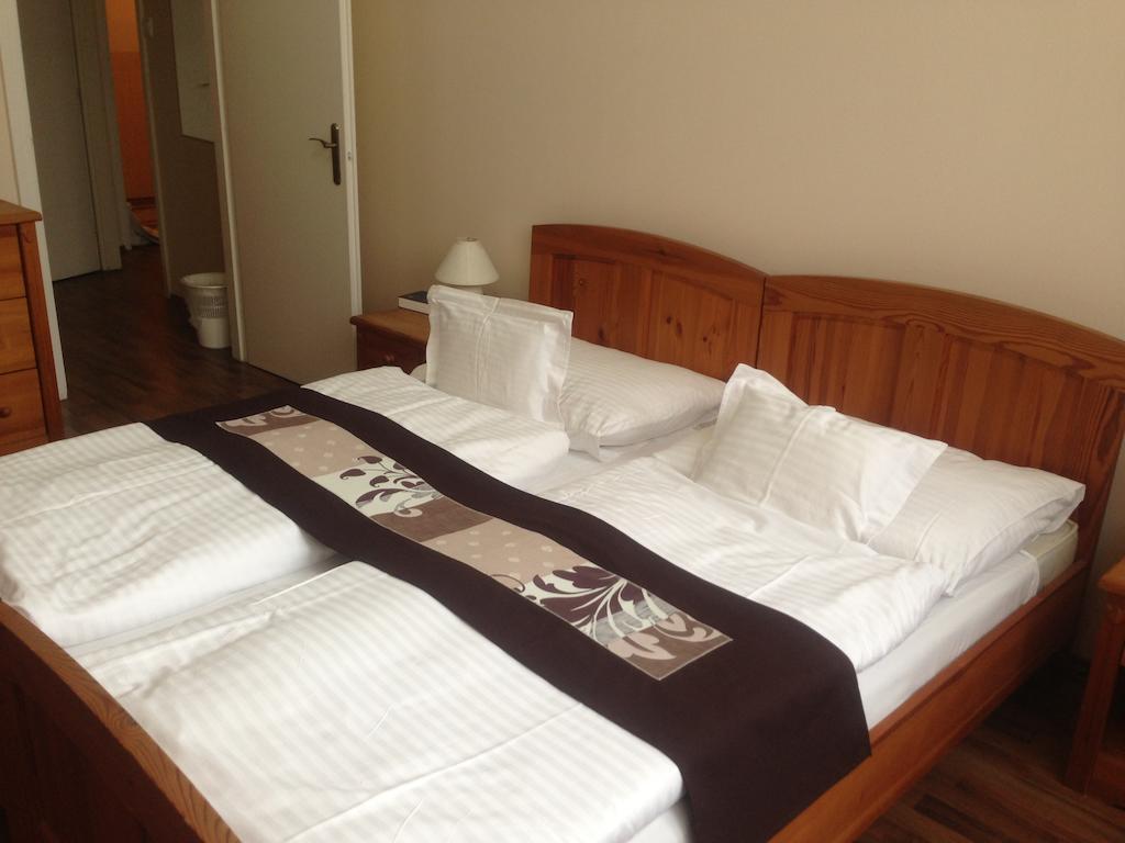 Vasvirag Hotel Celldömölk Kamer foto