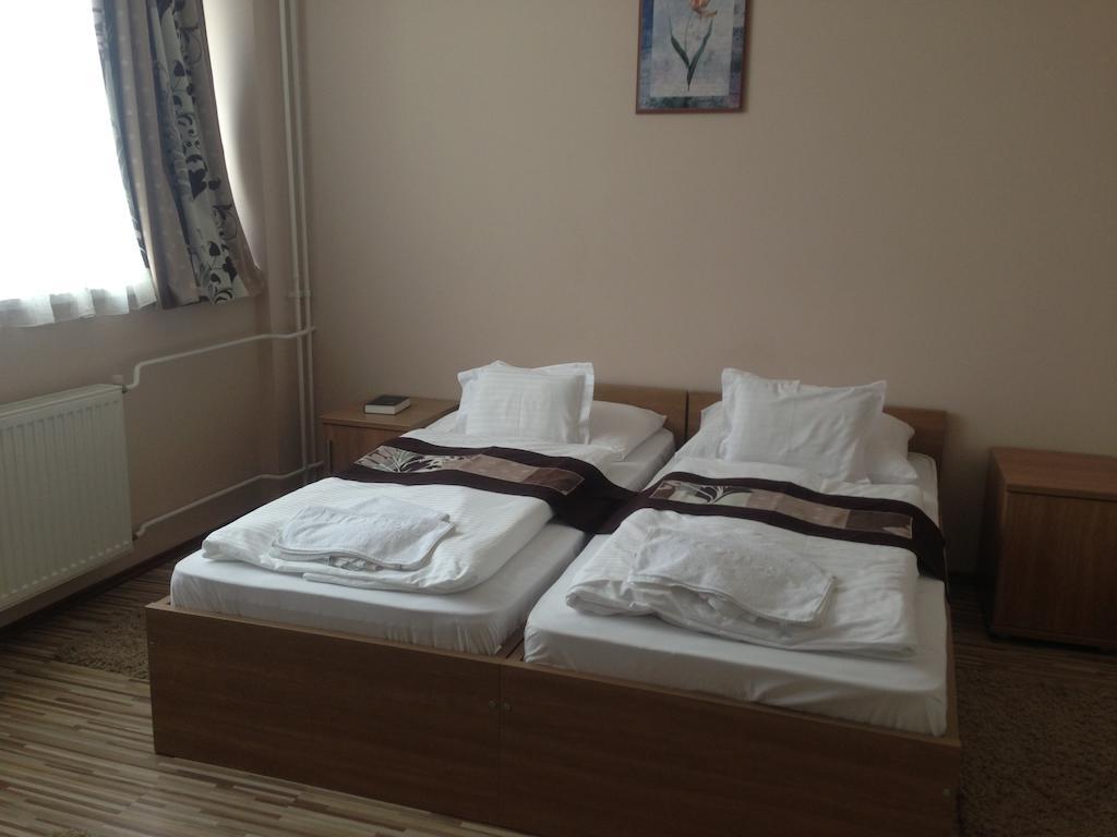 Vasvirag Hotel Celldömölk Kamer foto